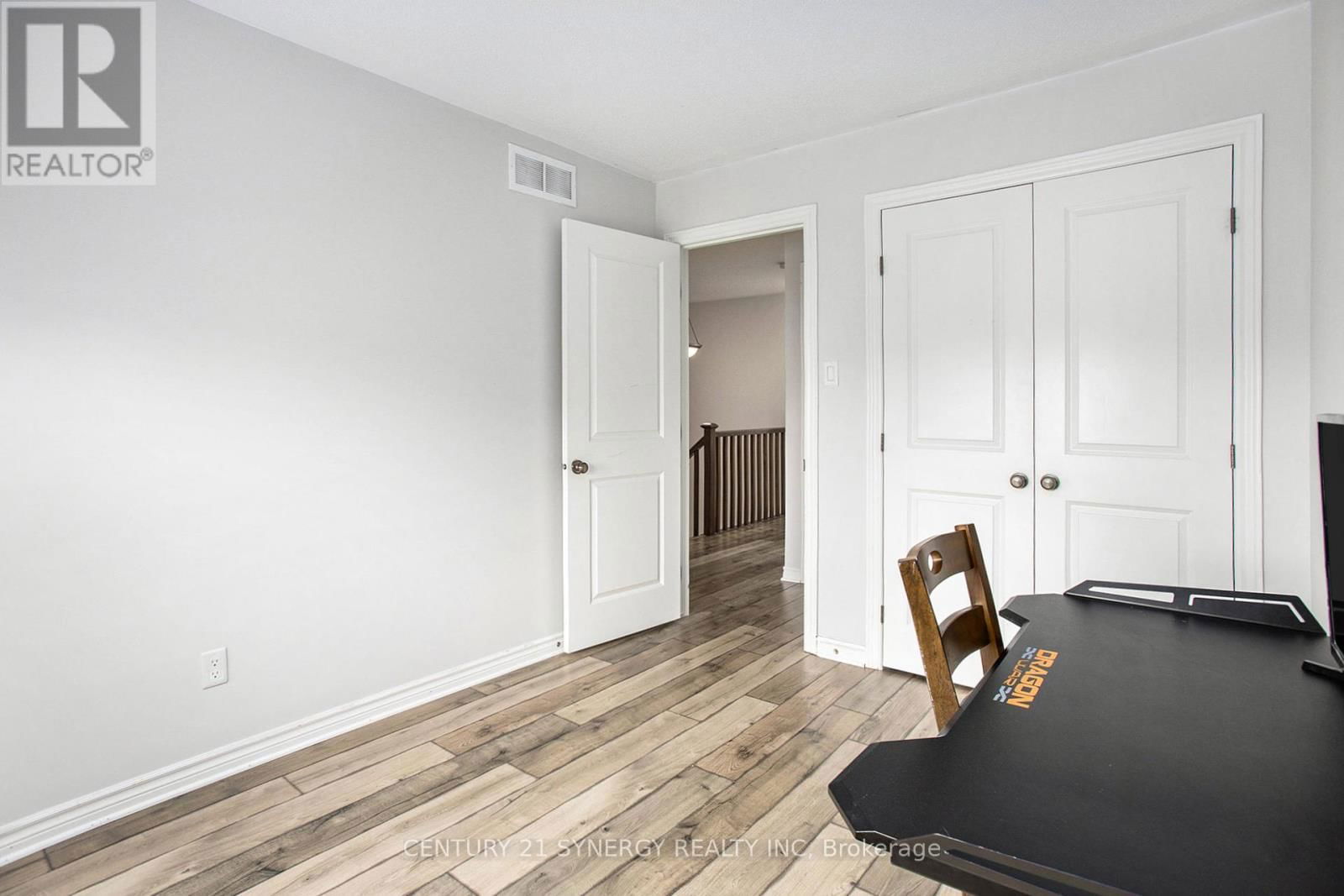 516 ROCHEFORT CIRCLE Image 11