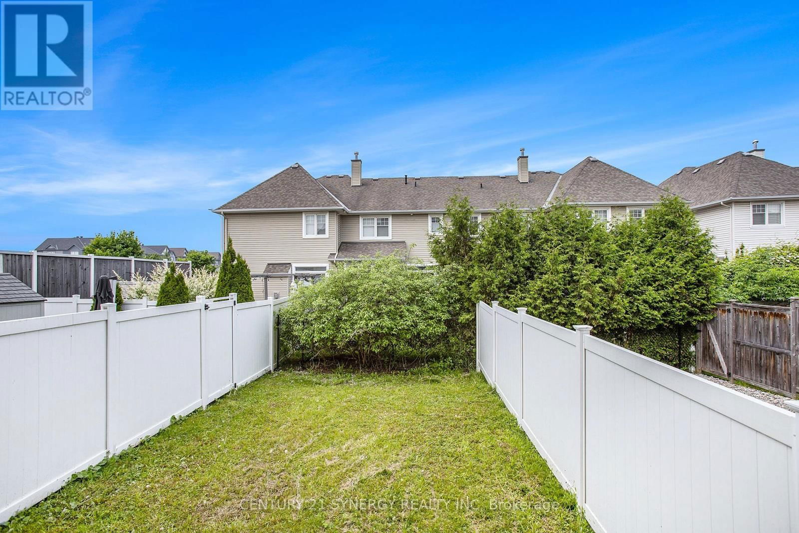 516 ROCHEFORT CIRCLE Image 14