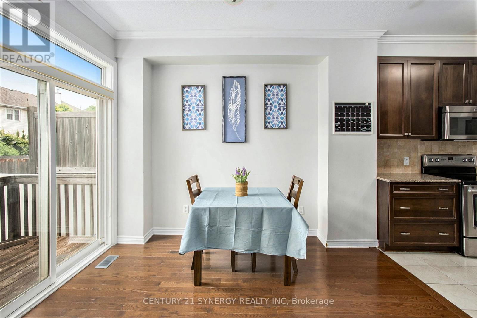 516 ROCHEFORT CIRCLE Image 6