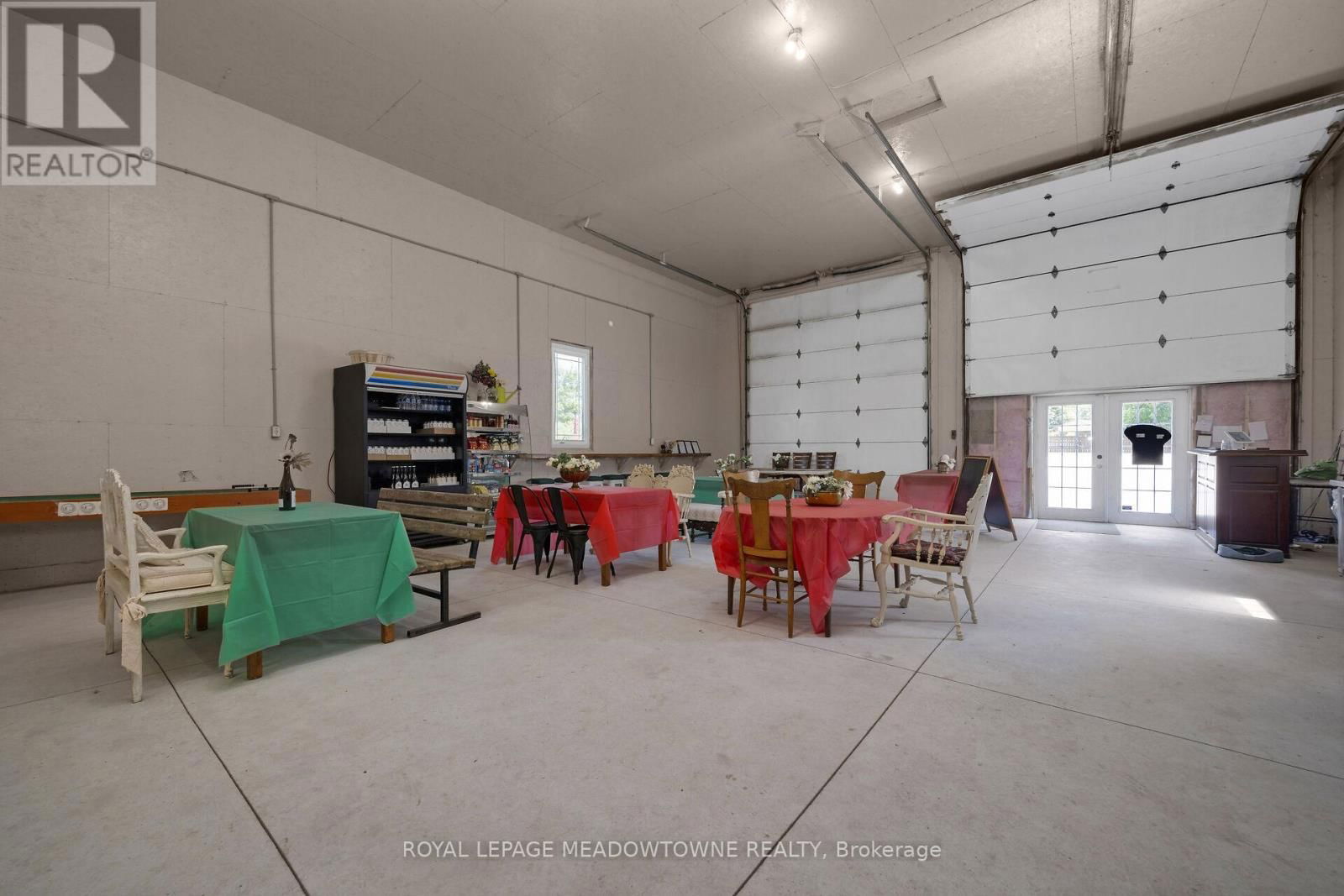 1453 MILBUROUGH LINE Image 16