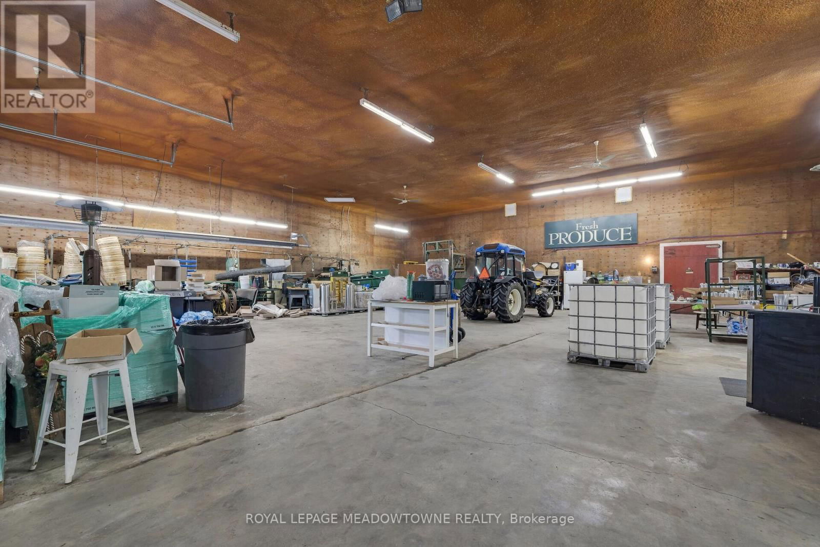1453 MILBUROUGH LINE Image 22