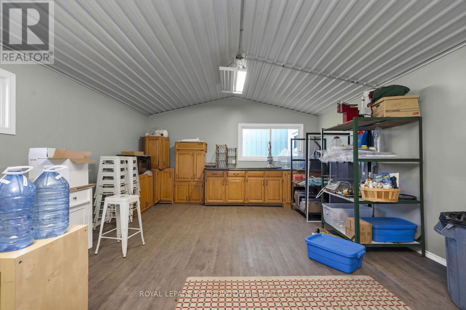 1453 MILBUROUGH LINE Image 26