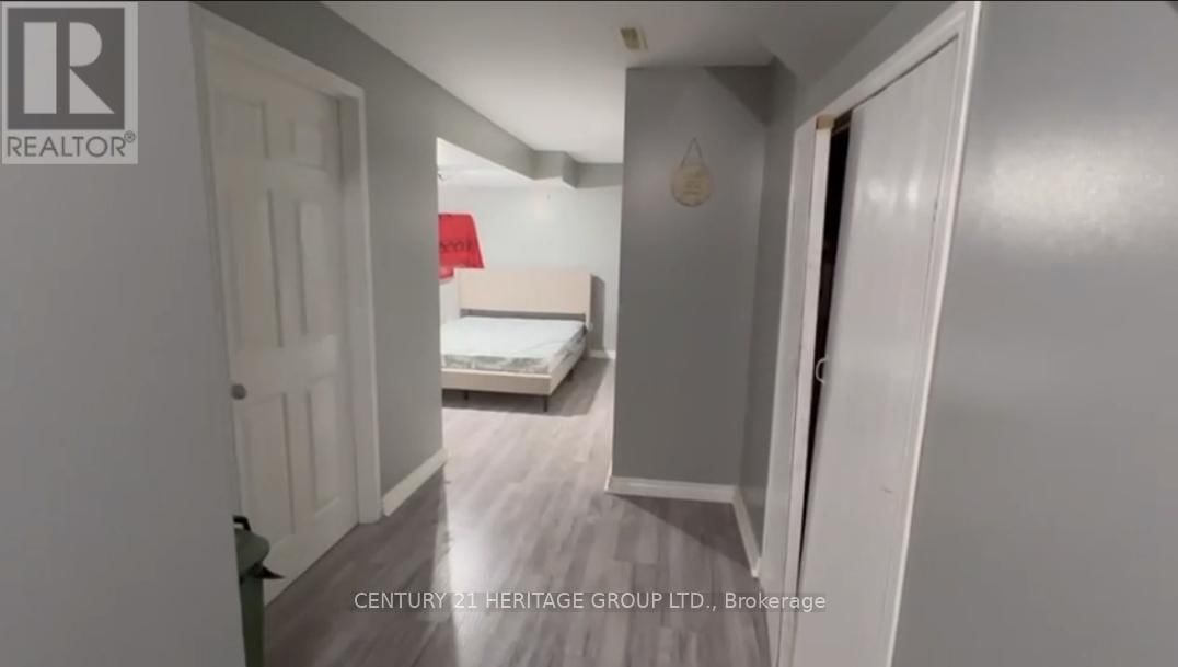 285 HUNGERFORD STREET Image 14