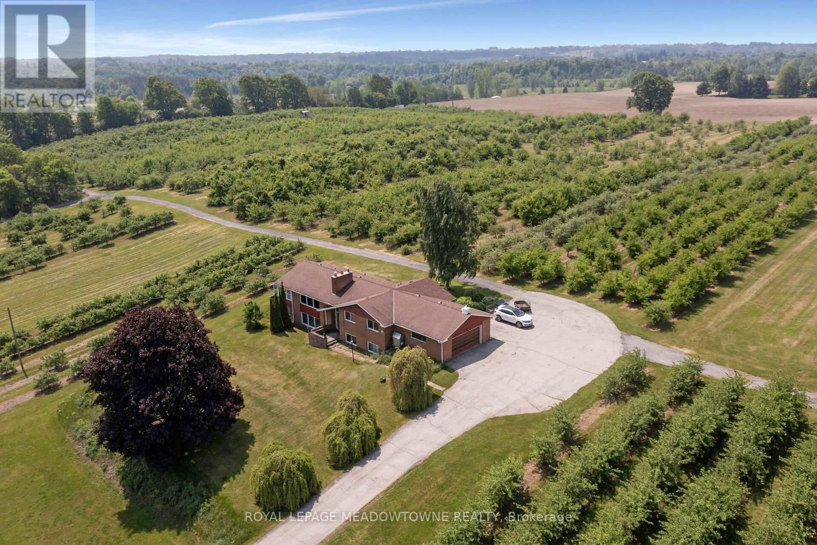 1453 MILBUROUGH LINE Image 12