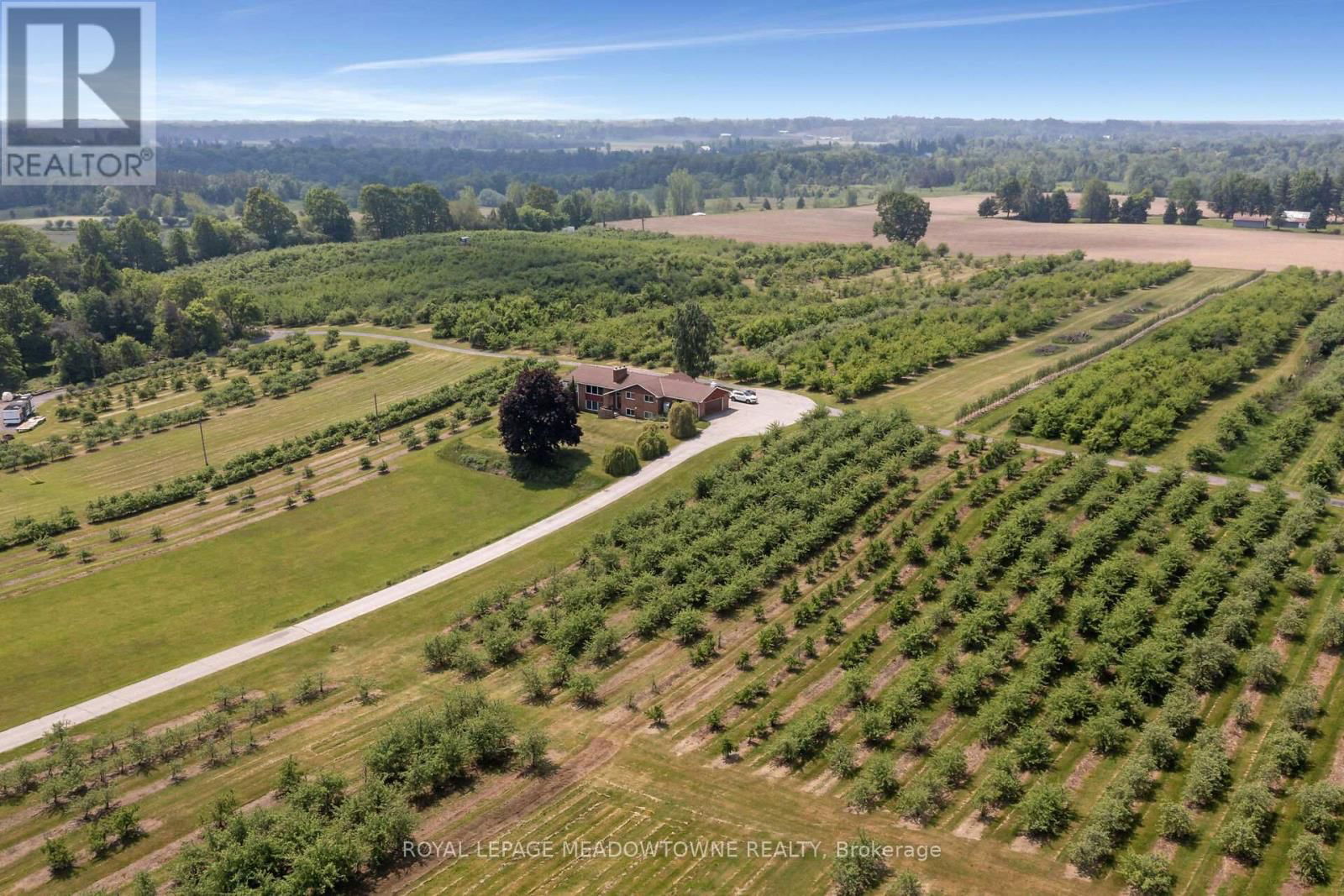 1453 MILBUROUGH LINE Image 9