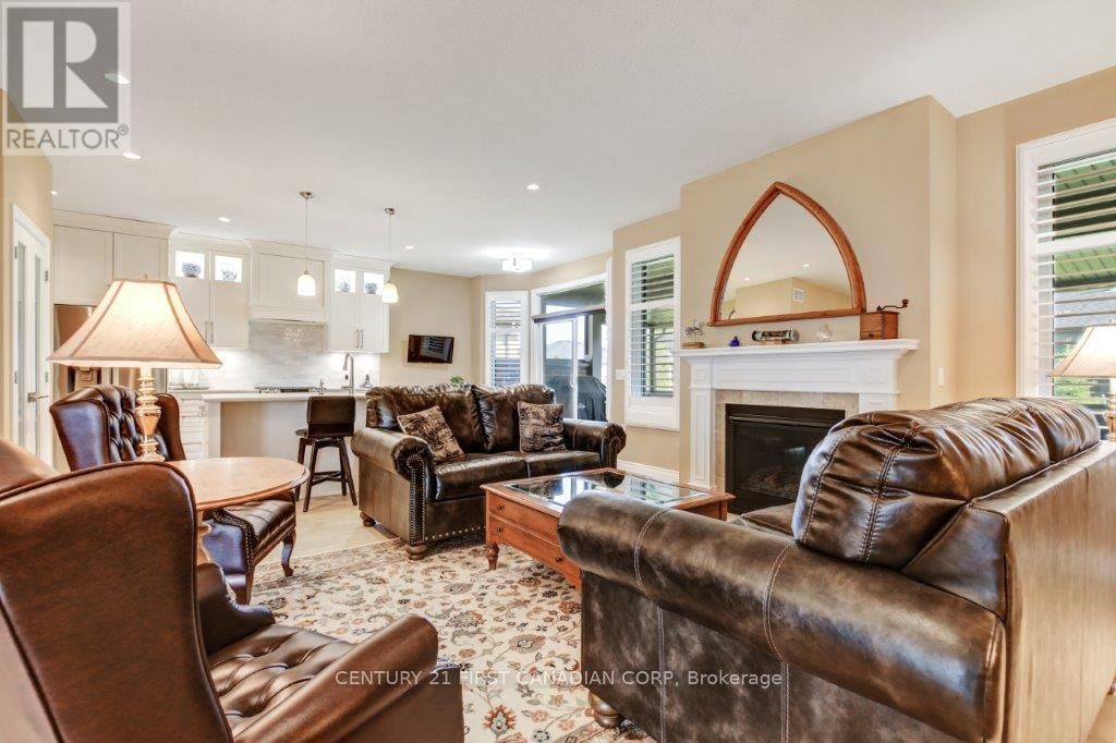 2441 MOE NORMAN WAY Image 12