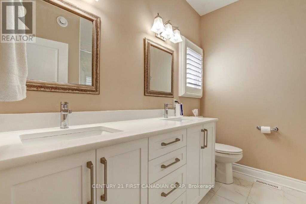2441 MOE NORMAN WAY Image 21