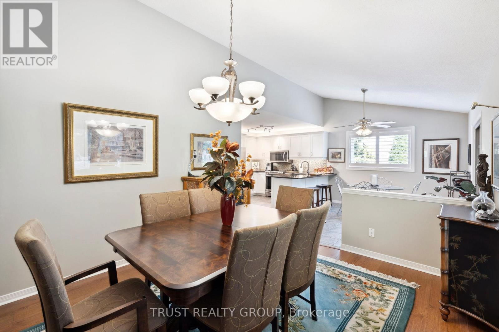 29 TAMARACK COURT Image 20