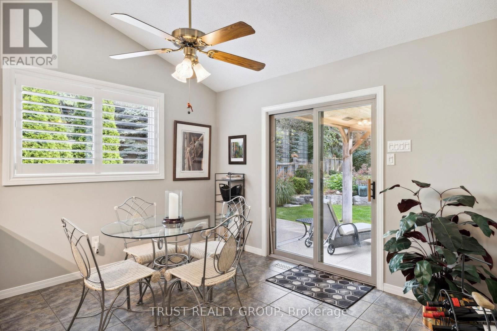 29 TAMARACK COURT Image 22