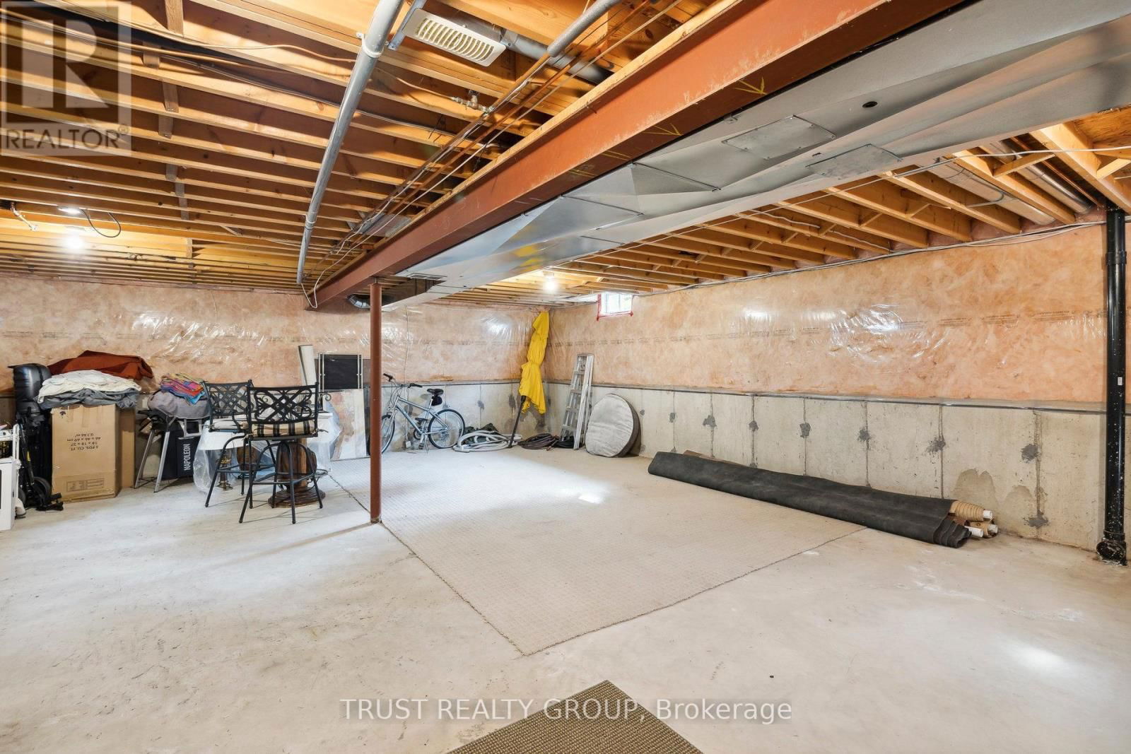 29 TAMARACK COURT Image 26