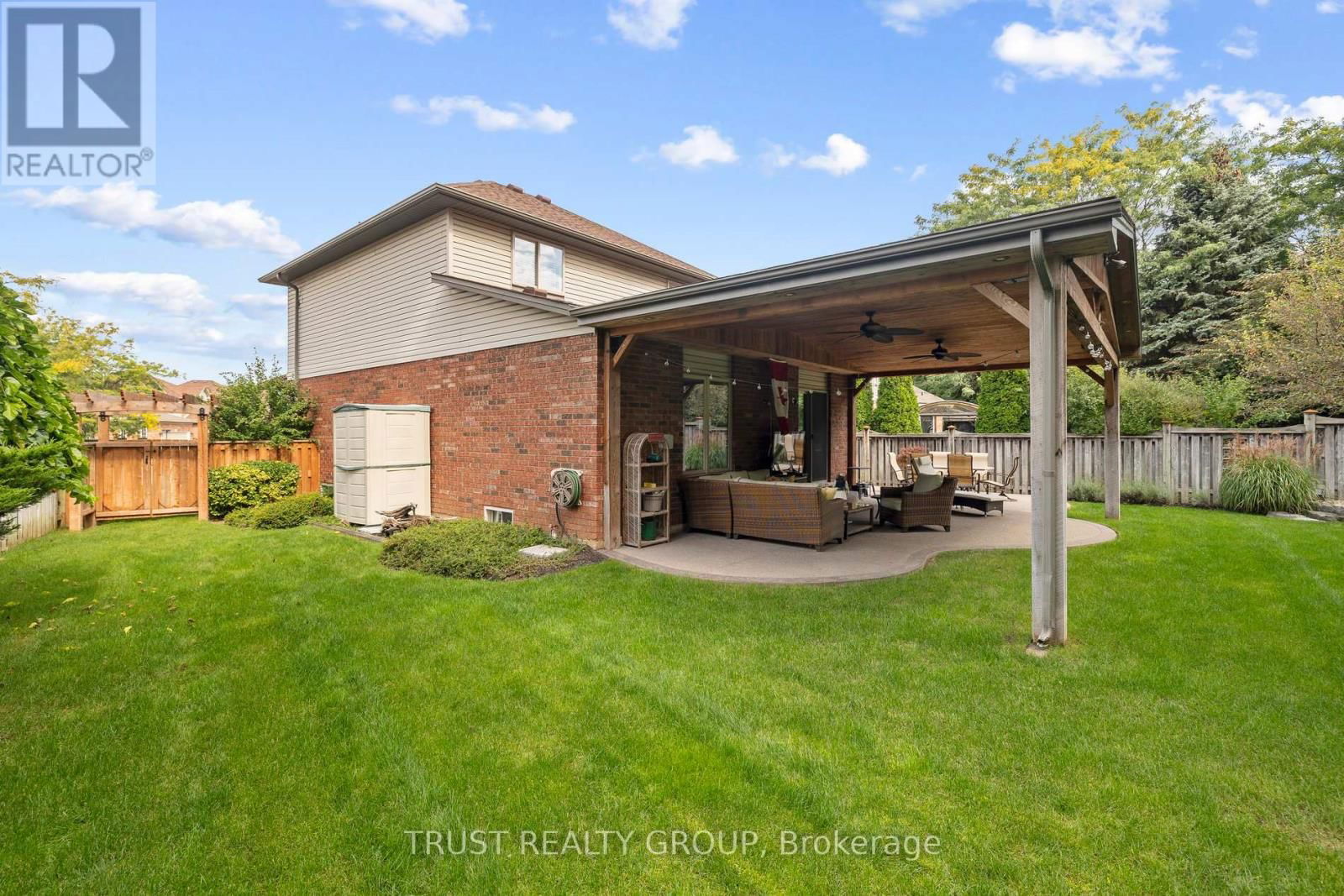 29 TAMARACK COURT Image 35