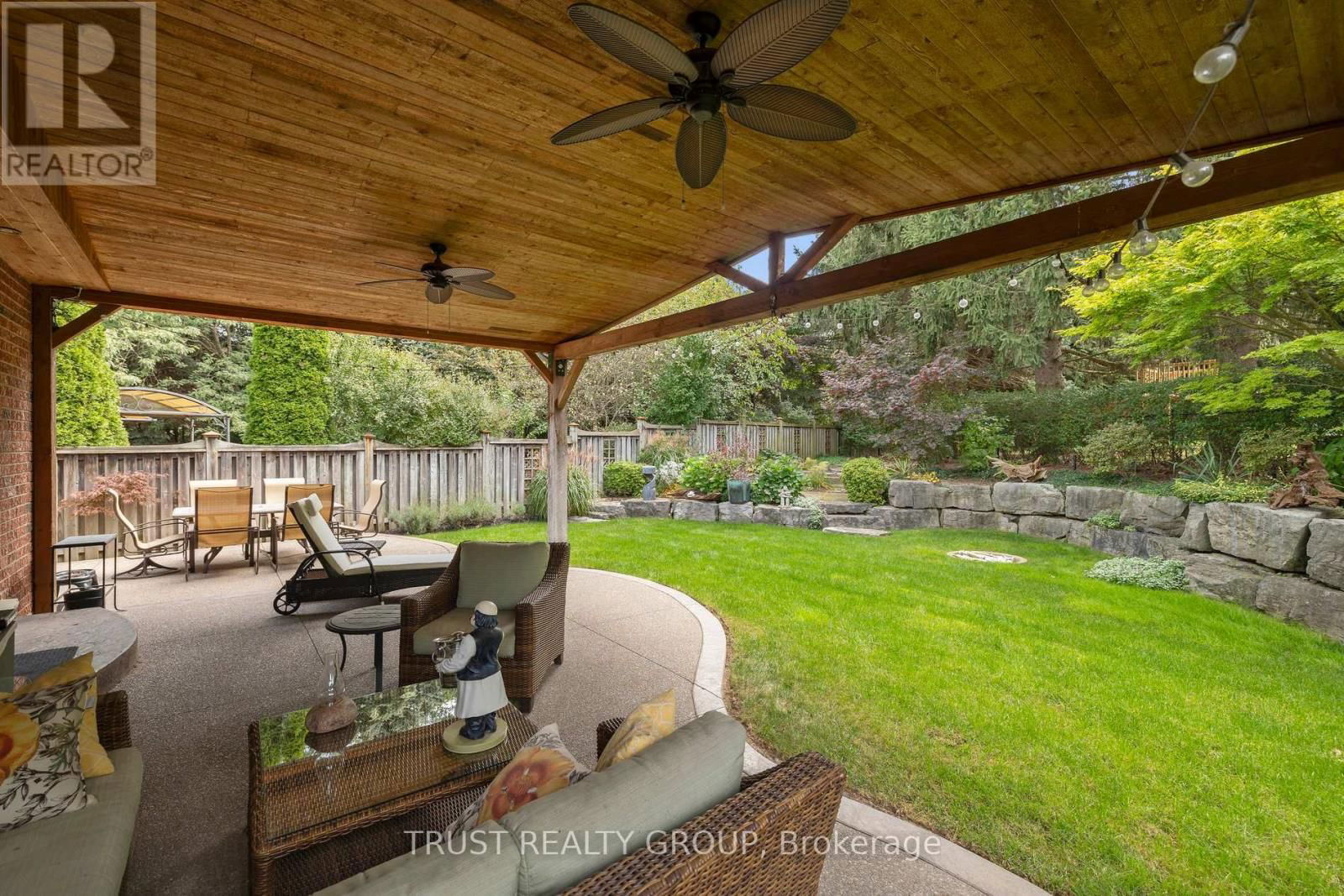 29 TAMARACK COURT Image 38