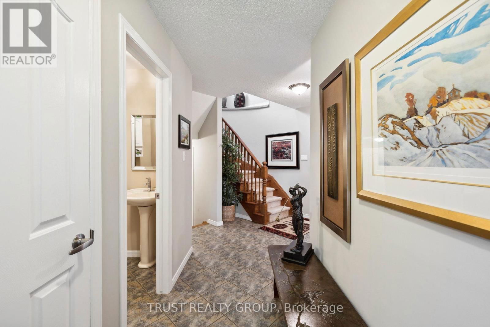 29 TAMARACK COURT Image 4