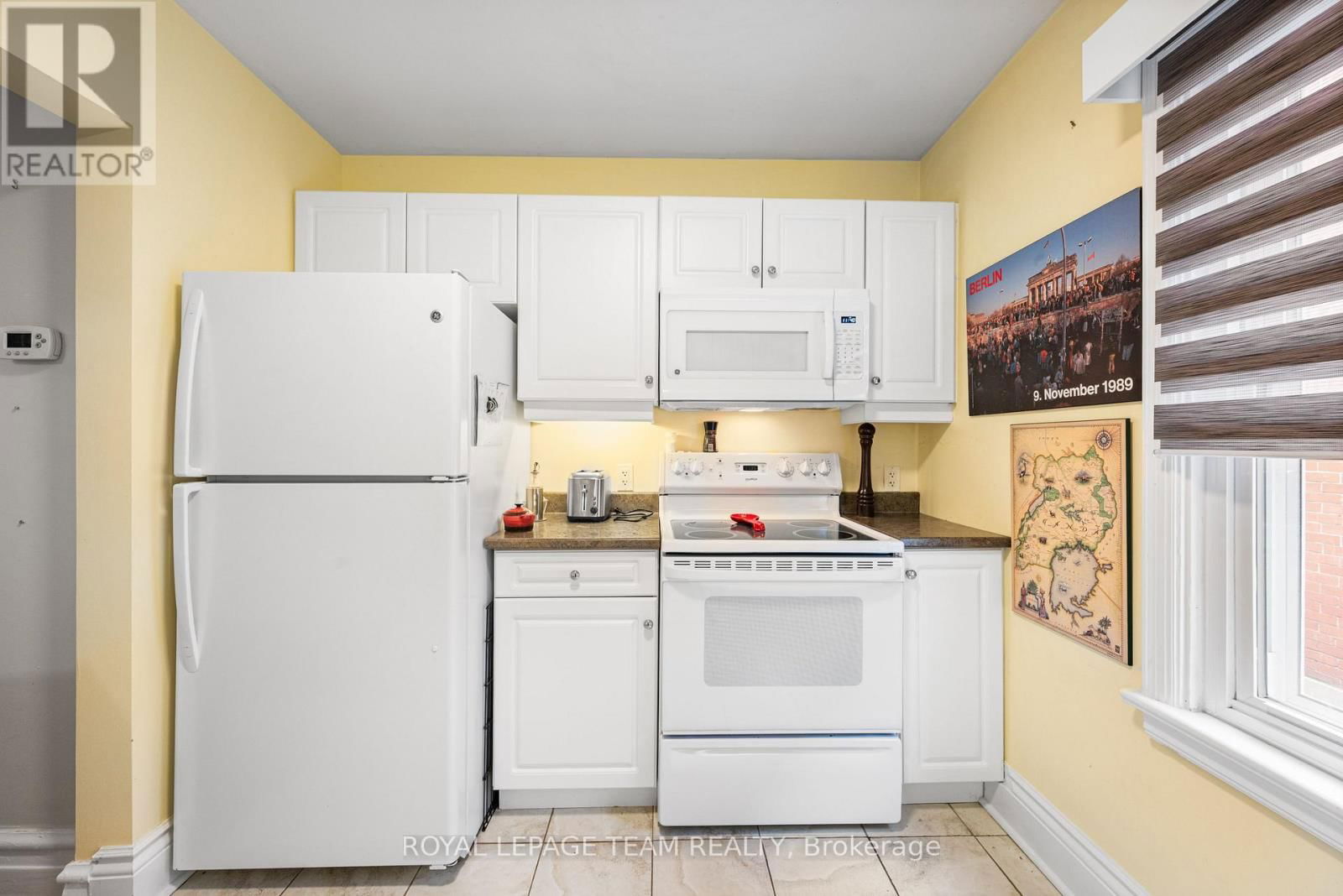 1 - 447 HOLLAND AVENUE Image 7