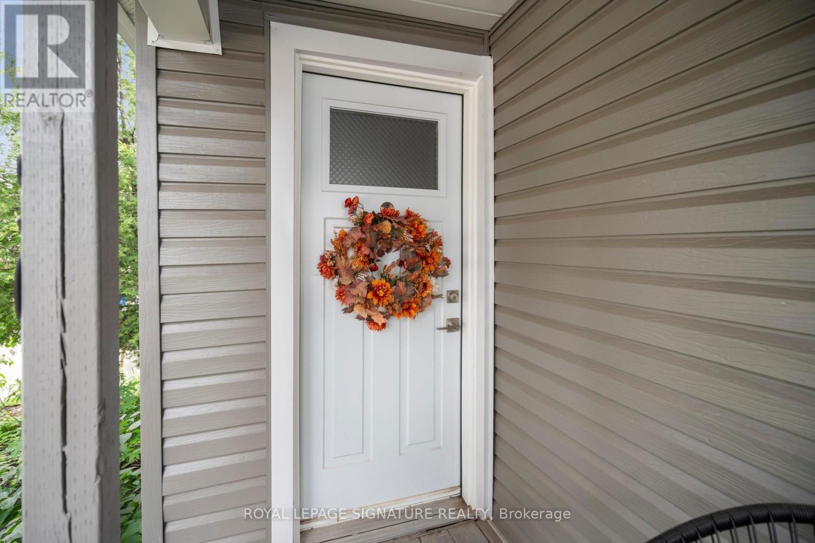 20 ROBINS AVENUE Image 5