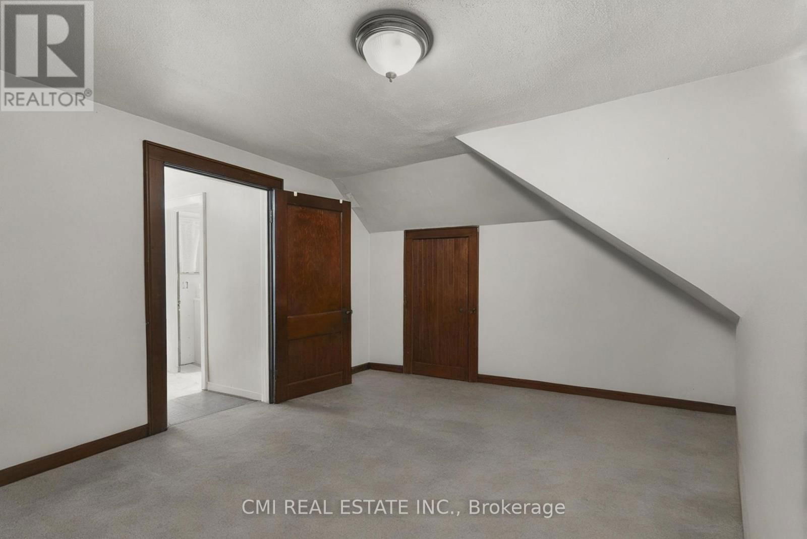 433 LYDIA STREET Image 24