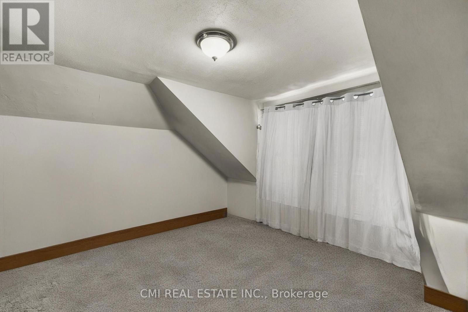 433 LYDIA STREET Image 25