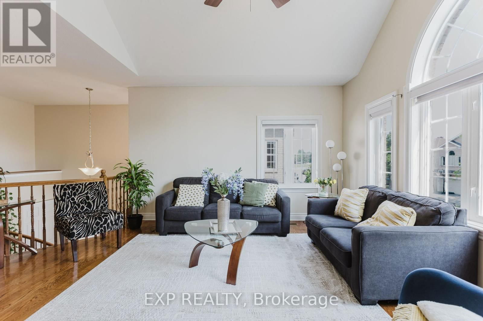 29 CASTLE GLEN CRESCENT Image 11