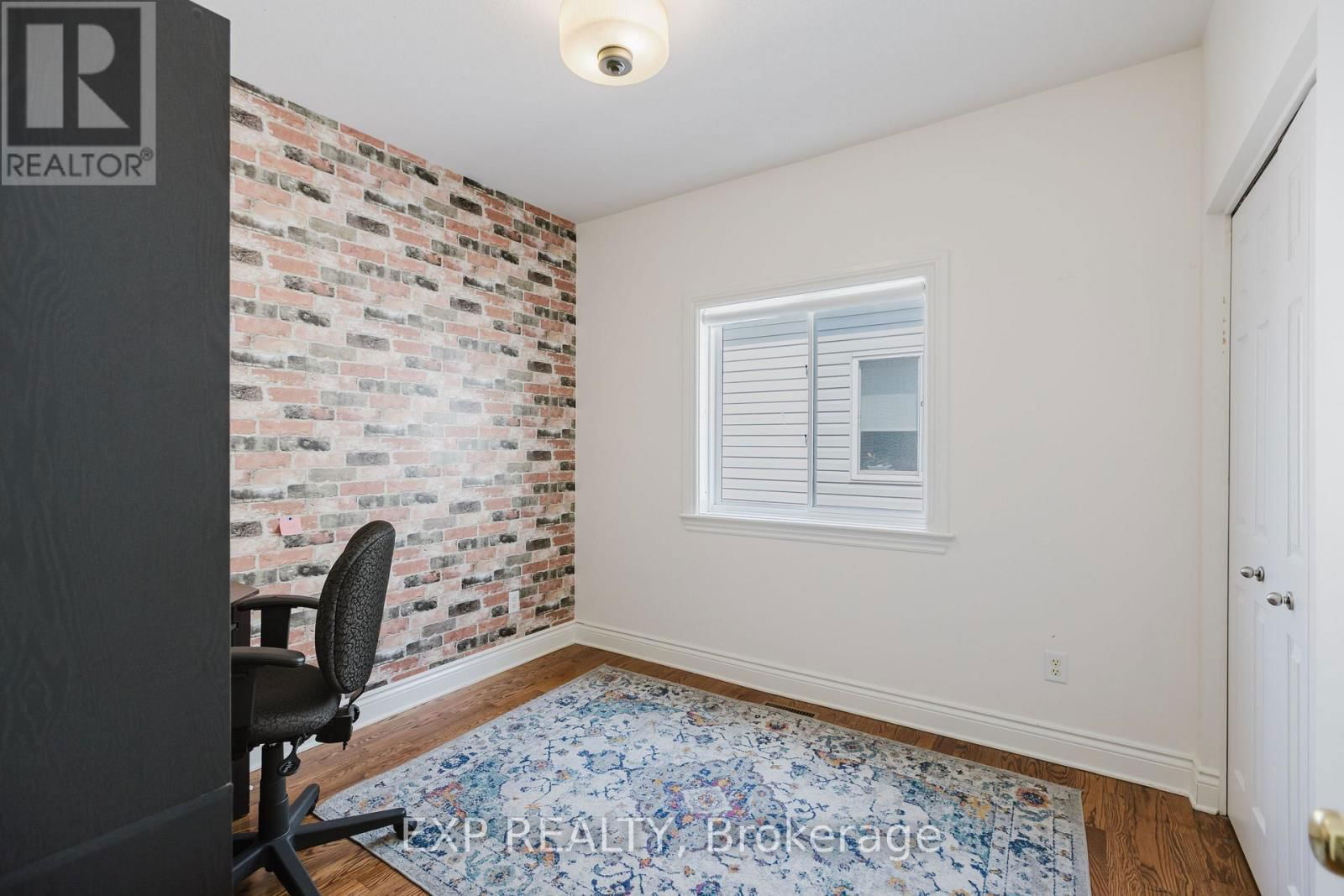 29 CASTLE GLEN CRESCENT Image 20
