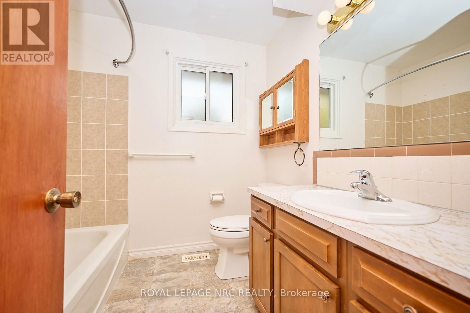 4682 PINEDALE DRIVE Image 20