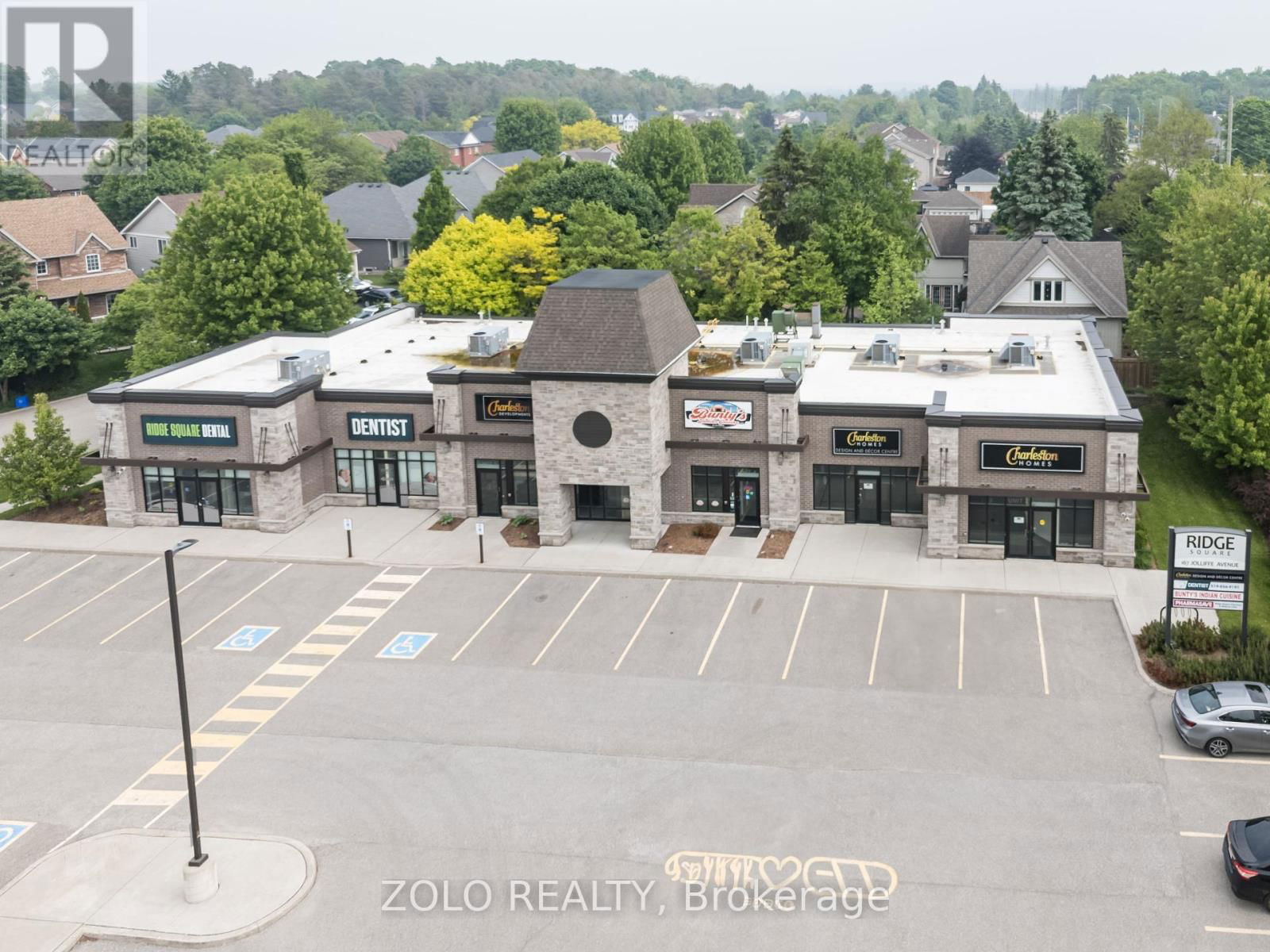 4 - 167 JOLLIFFE AVENUE Image 2