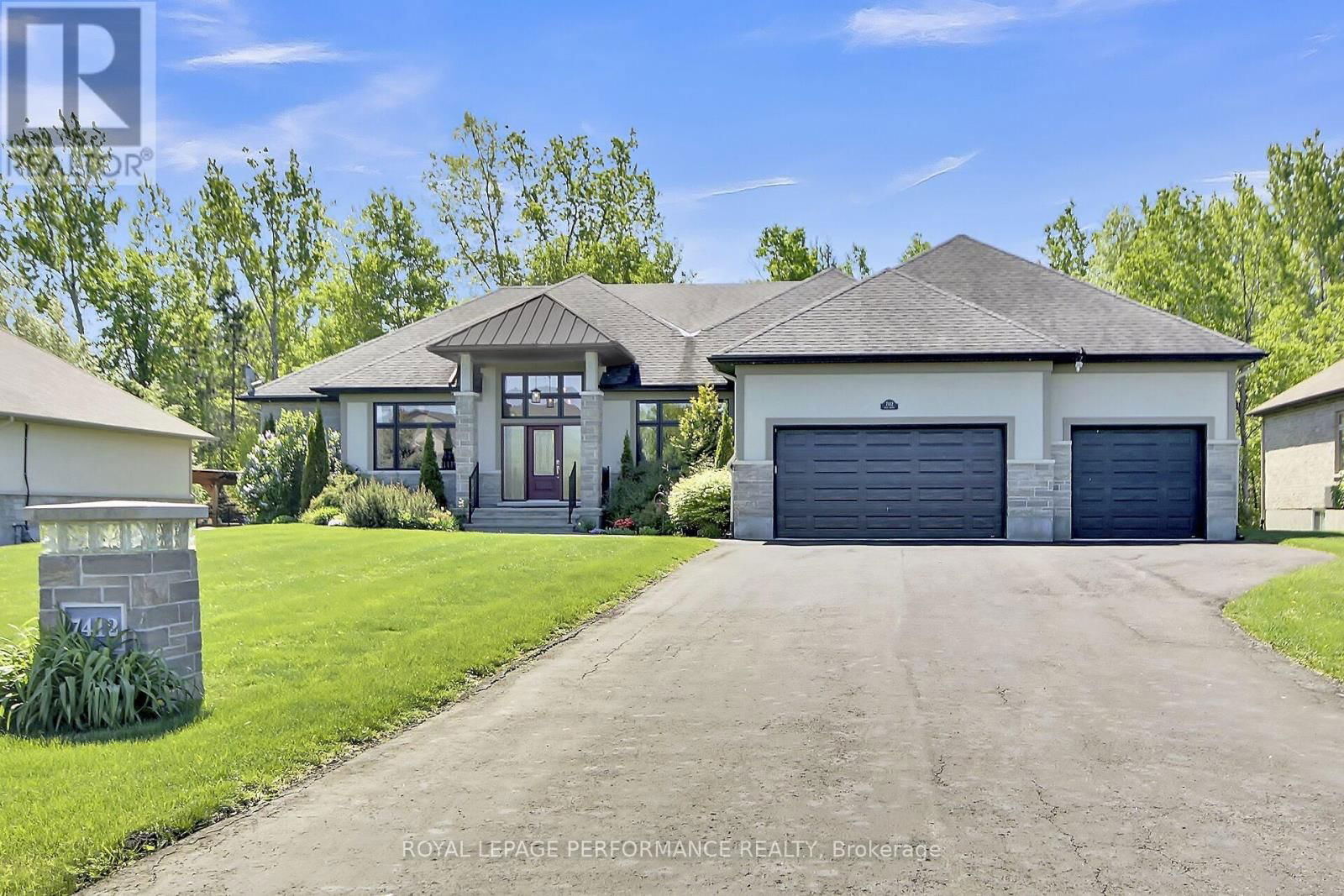 7412 BLUE WATER CRESCENT Image 3