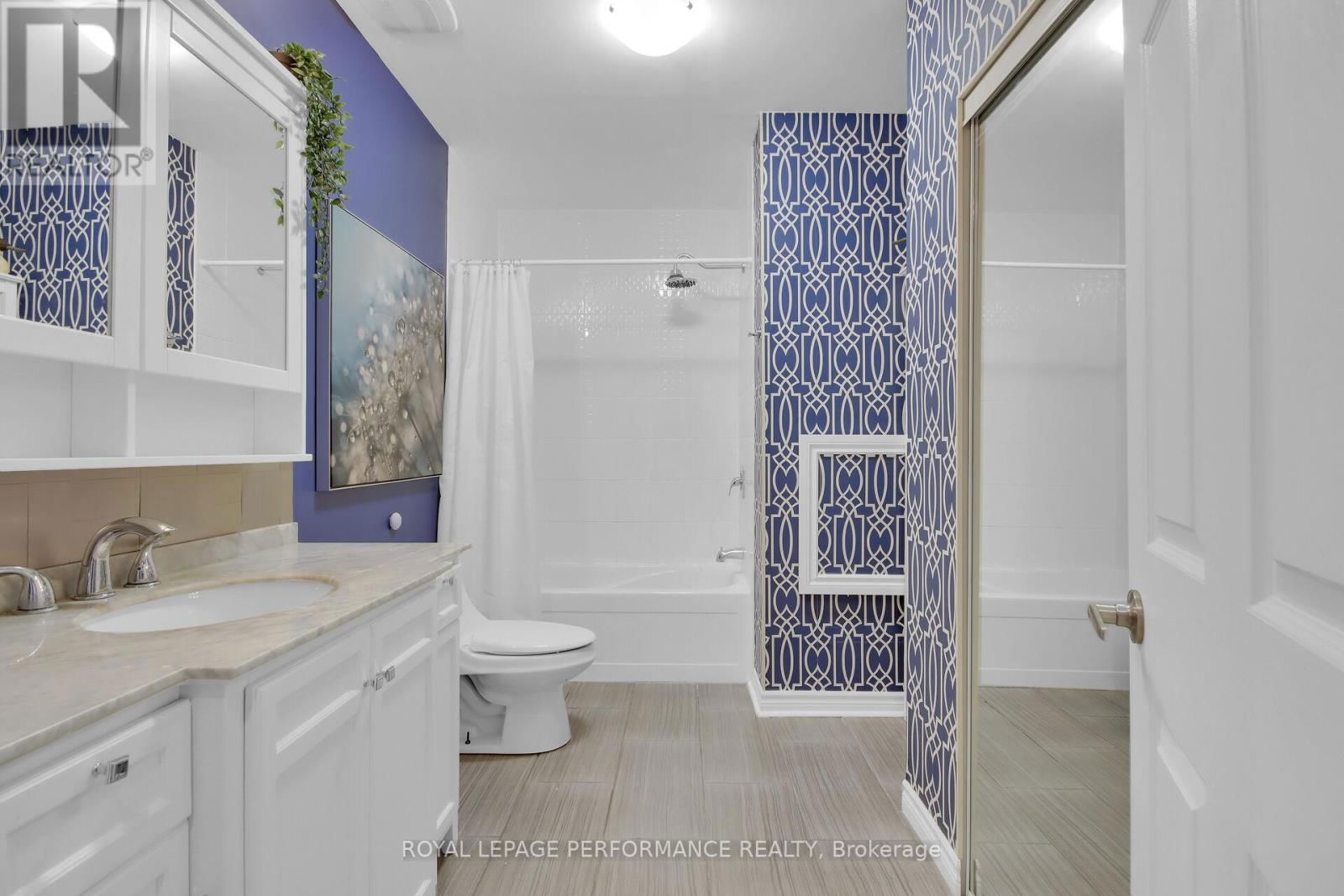 7412 BLUE WATER CRESCENT Image 37