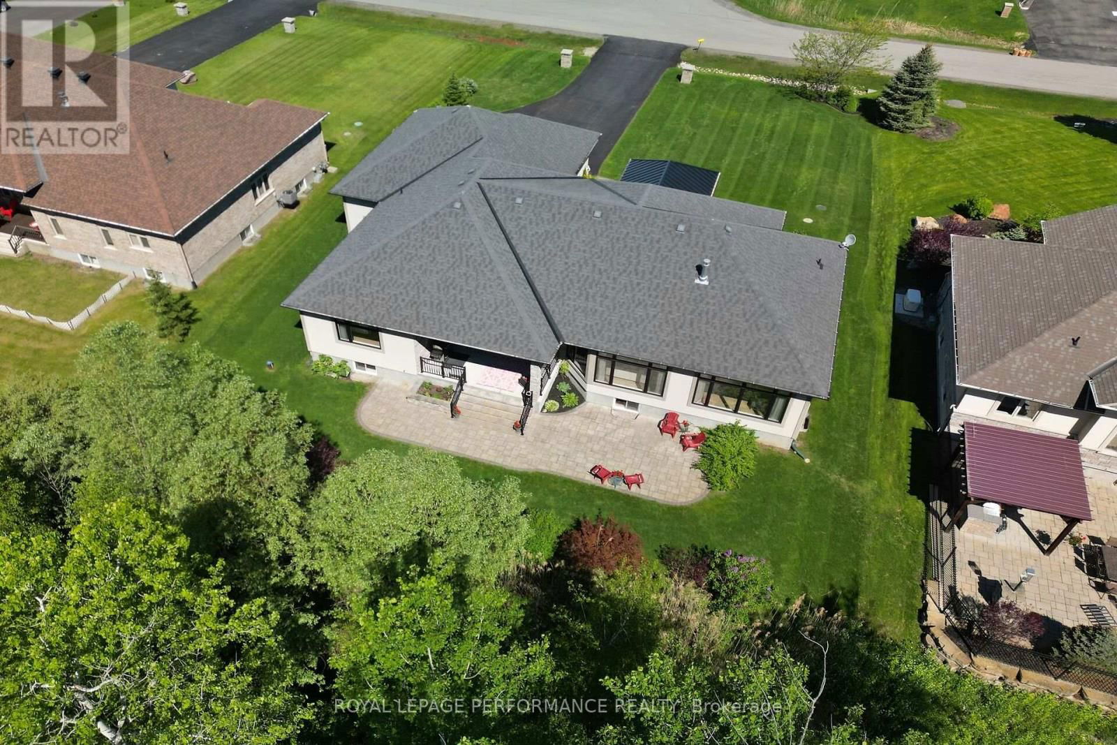 7412 BLUE WATER CRESCENT Image 45