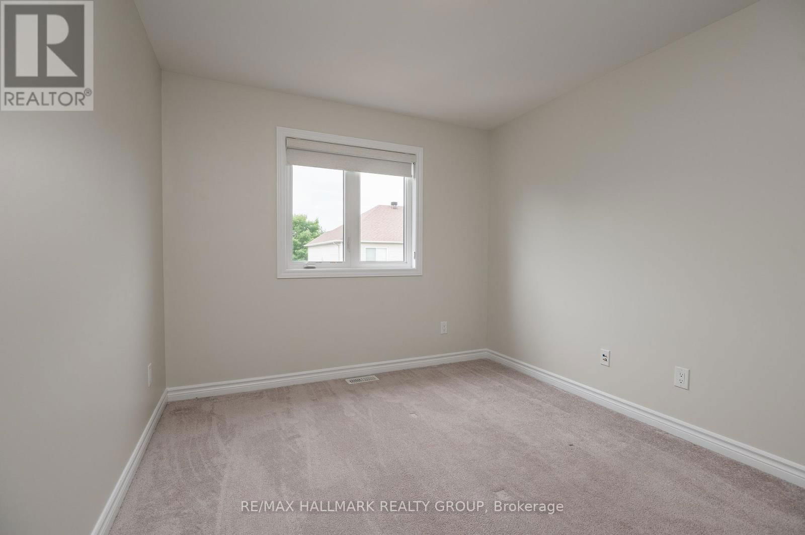 208 SITTELLE PRIVATE Image 35