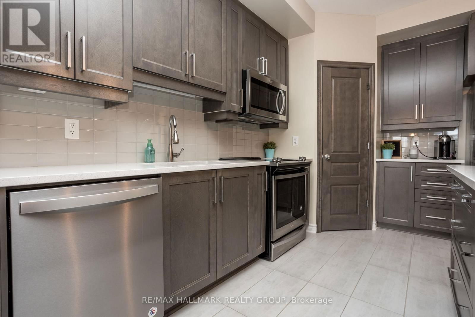 208 SITTELLE PRIVATE Image 8