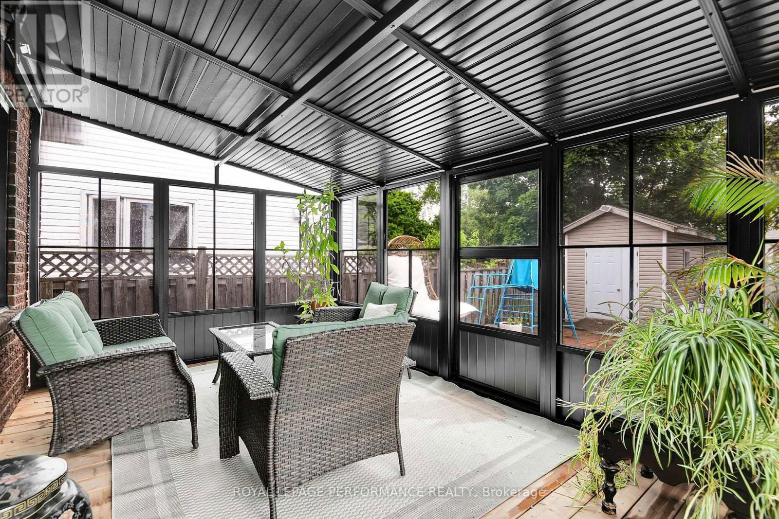 8 MASONBROOK STREET Image 12