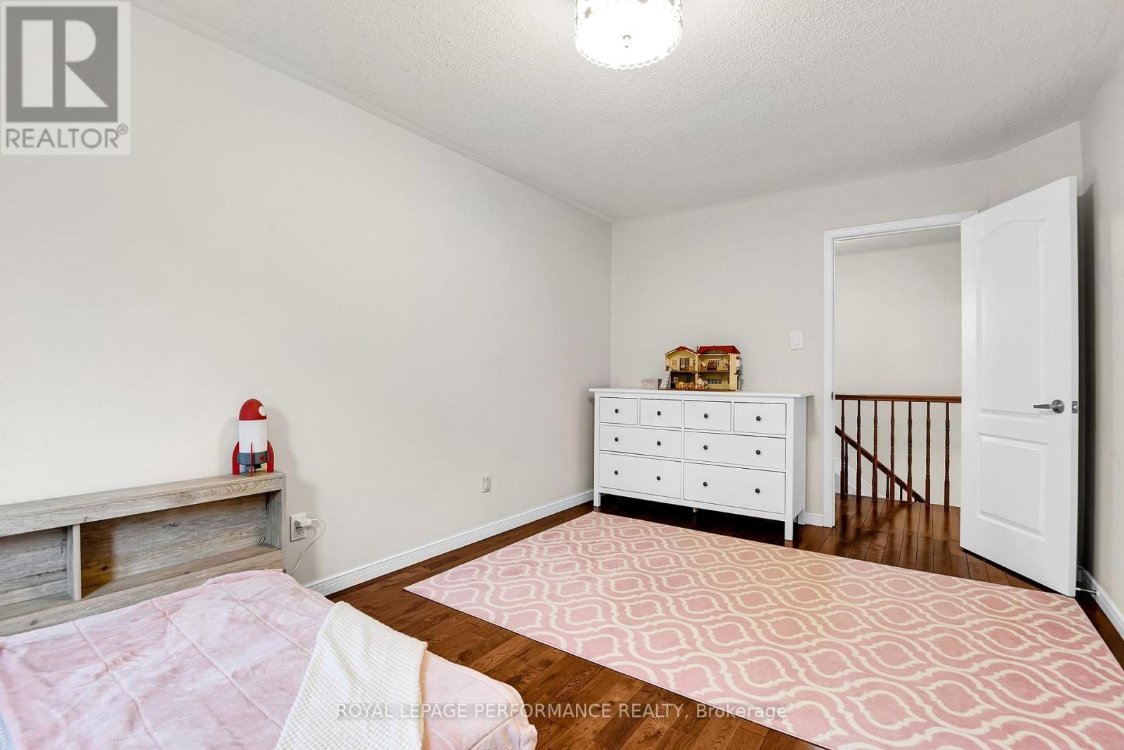 8 MASONBROOK STREET Image 23
