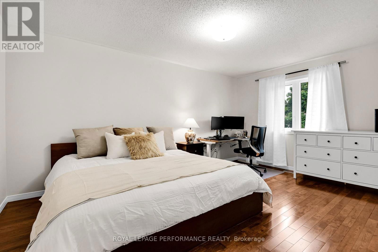 8 MASONBROOK STREET Image 25