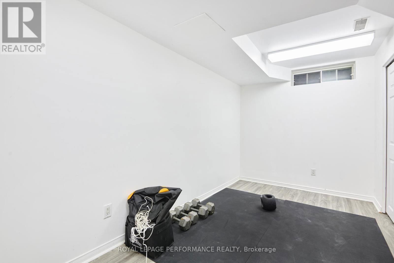 8 MASONBROOK STREET Image 32