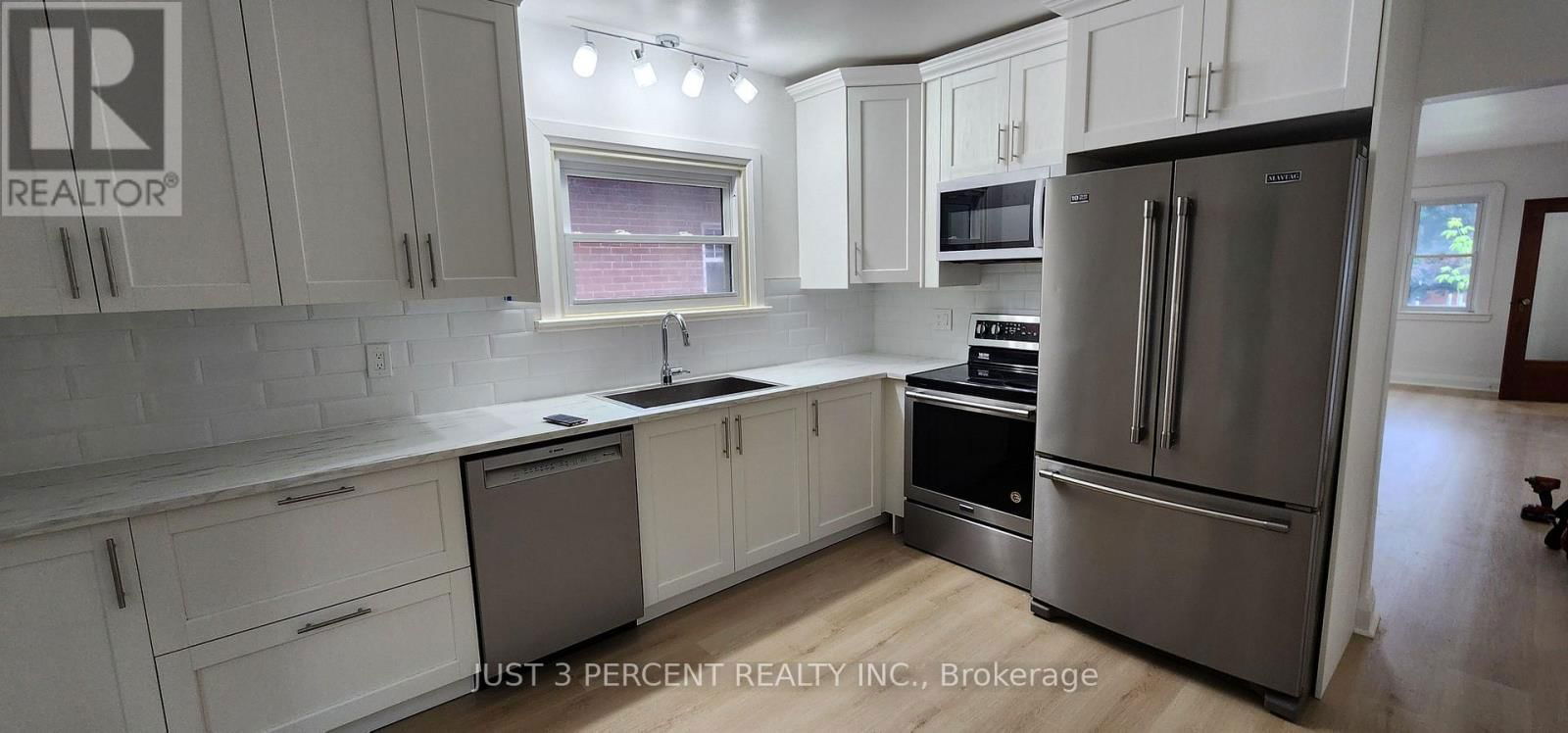 130 ROMAINE STREET Image 12