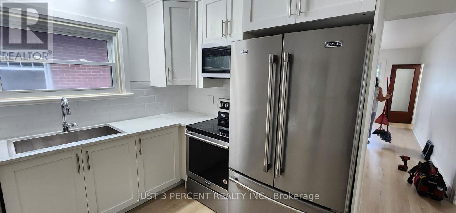 130 ROMAINE STREET Image 14