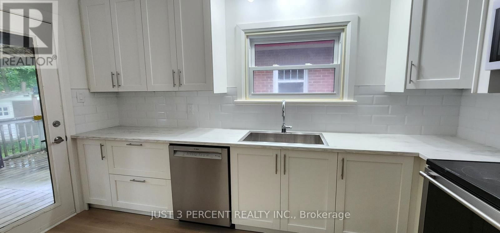 130 ROMAINE STREET Image 16