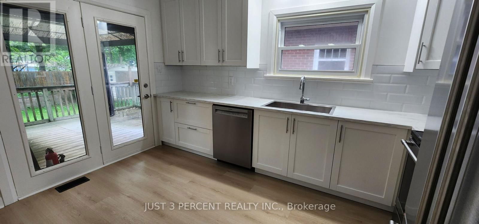 130 ROMAINE STREET Image 18