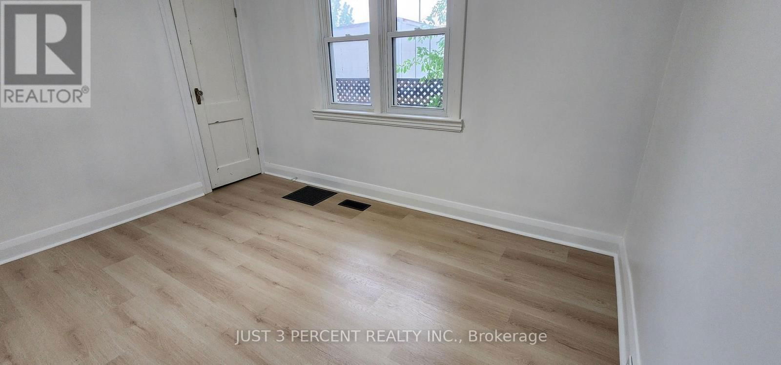 130 ROMAINE STREET Image 21