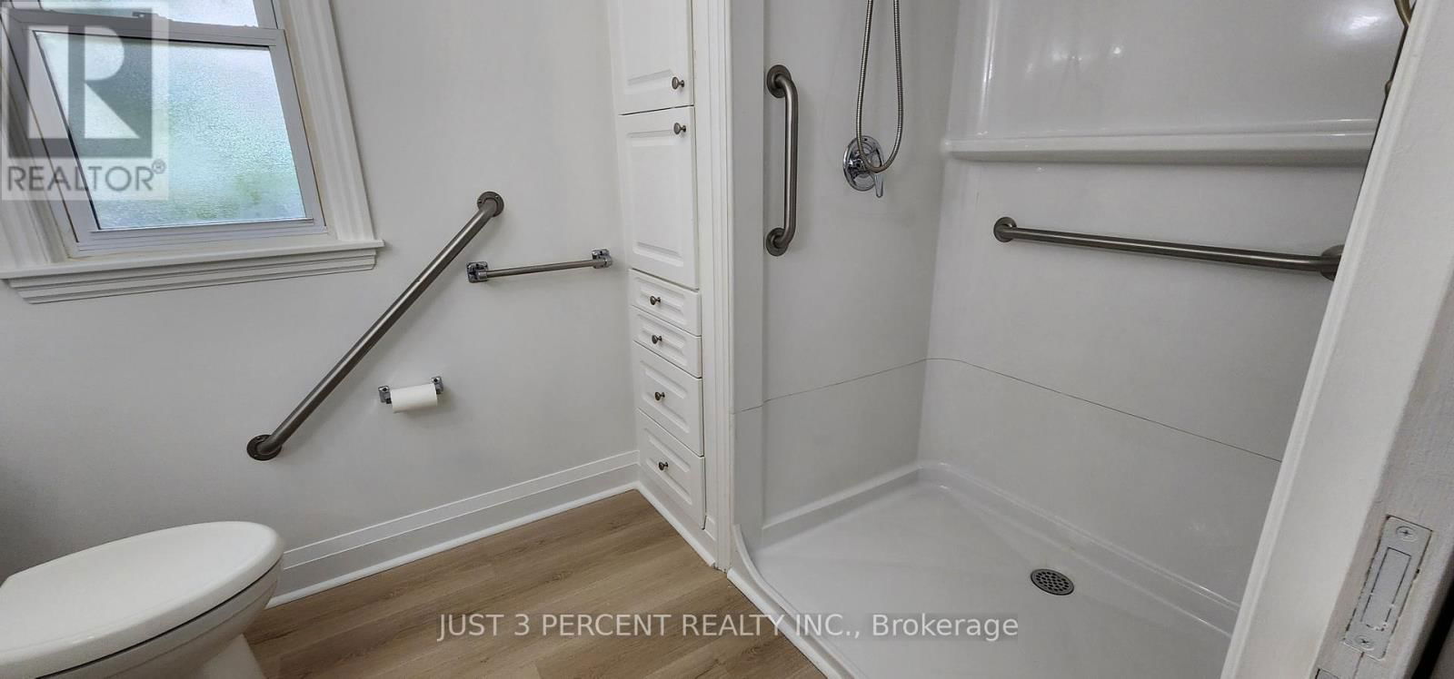 130 ROMAINE STREET Image 22