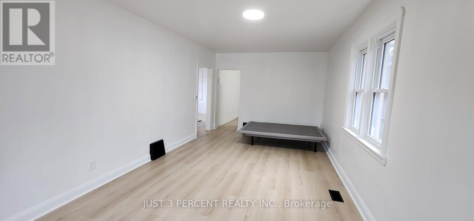 130 ROMAINE STREET Image 28
