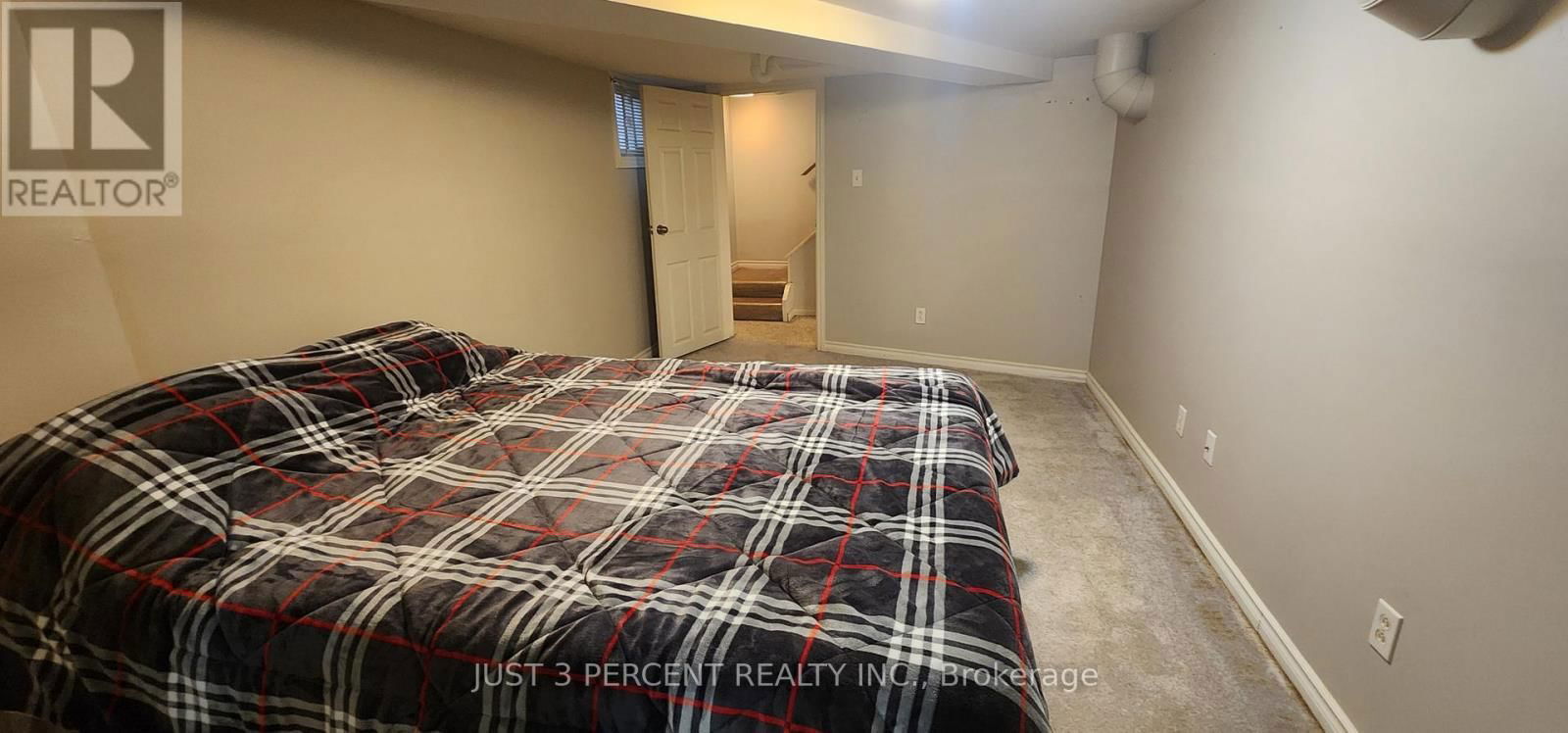 130 ROMAINE STREET Image 34
