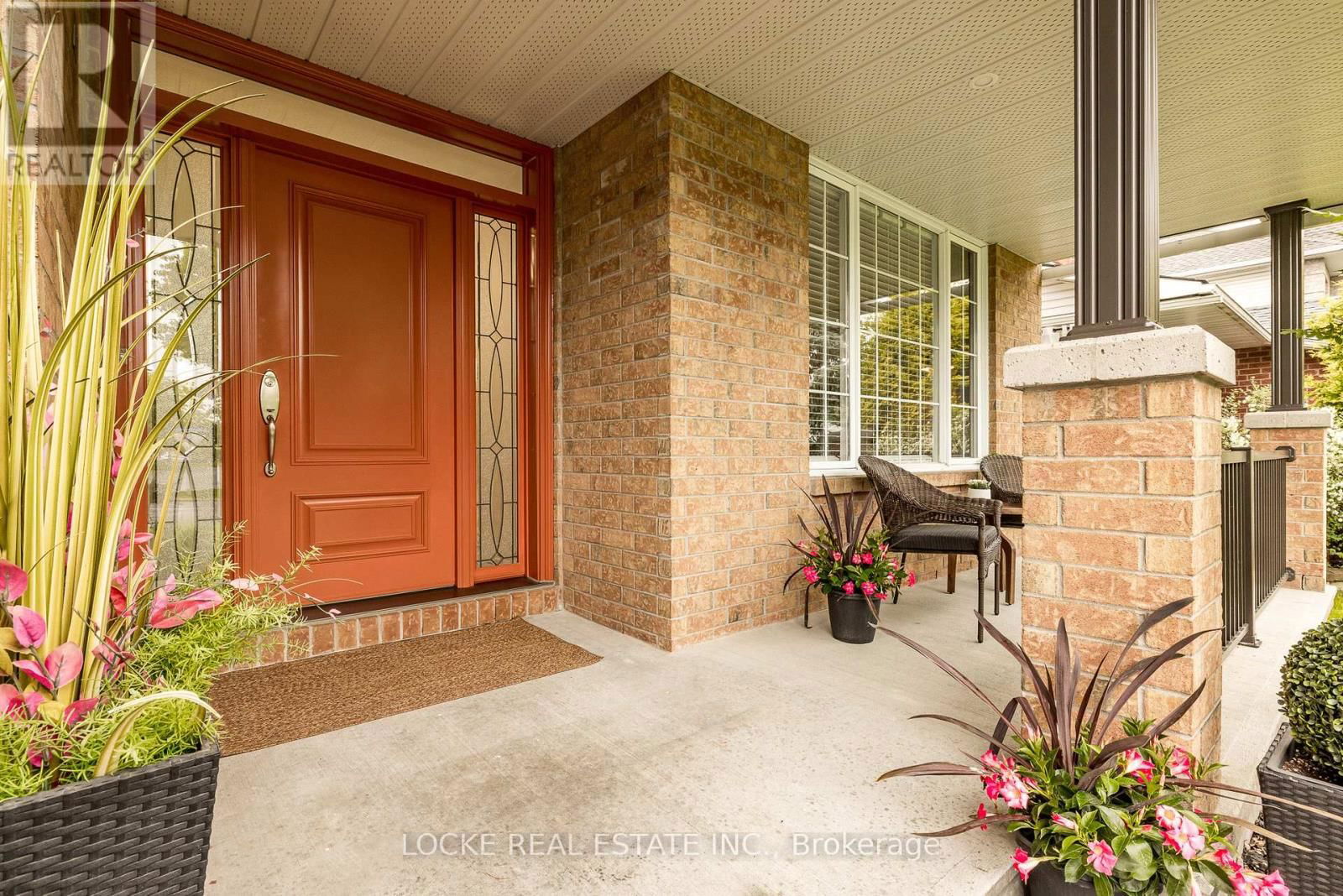 5845 GLADEWOODS PLACE Image 4