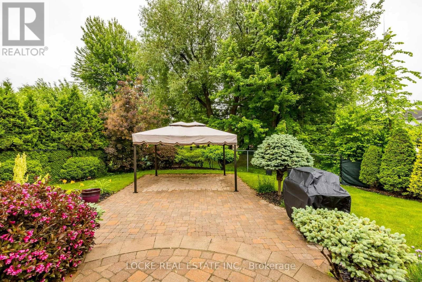 5845 GLADEWOODS PLACE Image 44