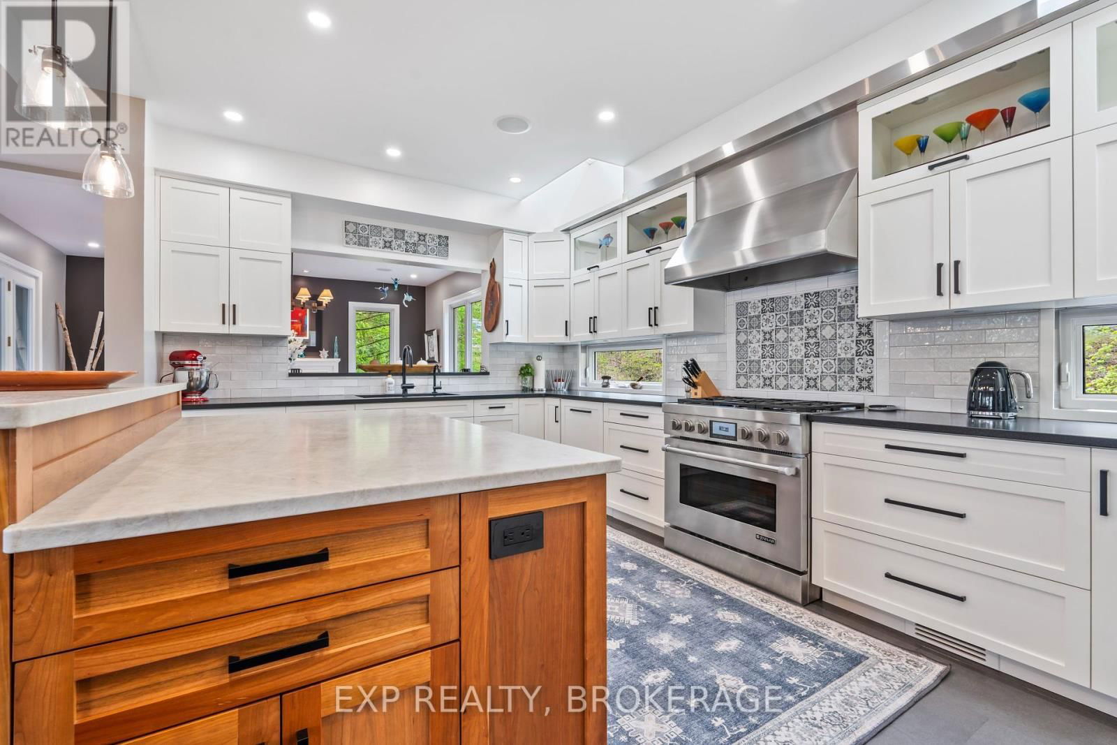 121 BASS LANE Image 10