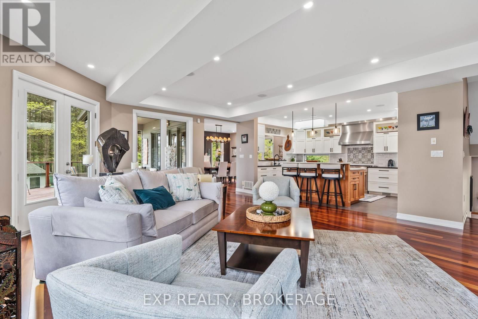 121 BASS LANE Image 7