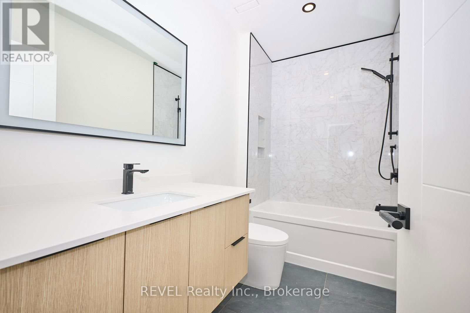 Unit 2 - 5361 VALLEY WAY Image 12