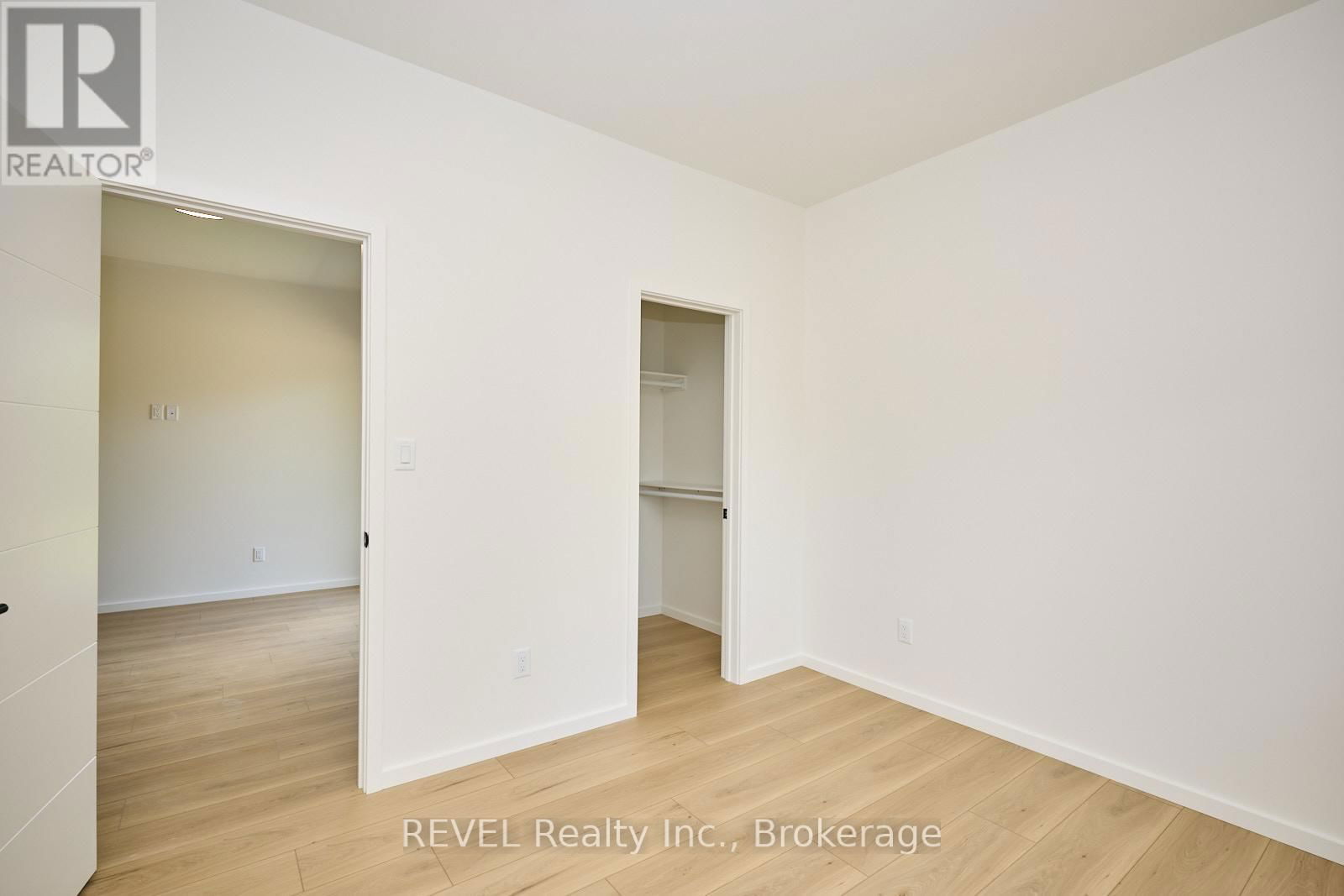 Unit 3 - 5361 VALLEY WAY Image 10
