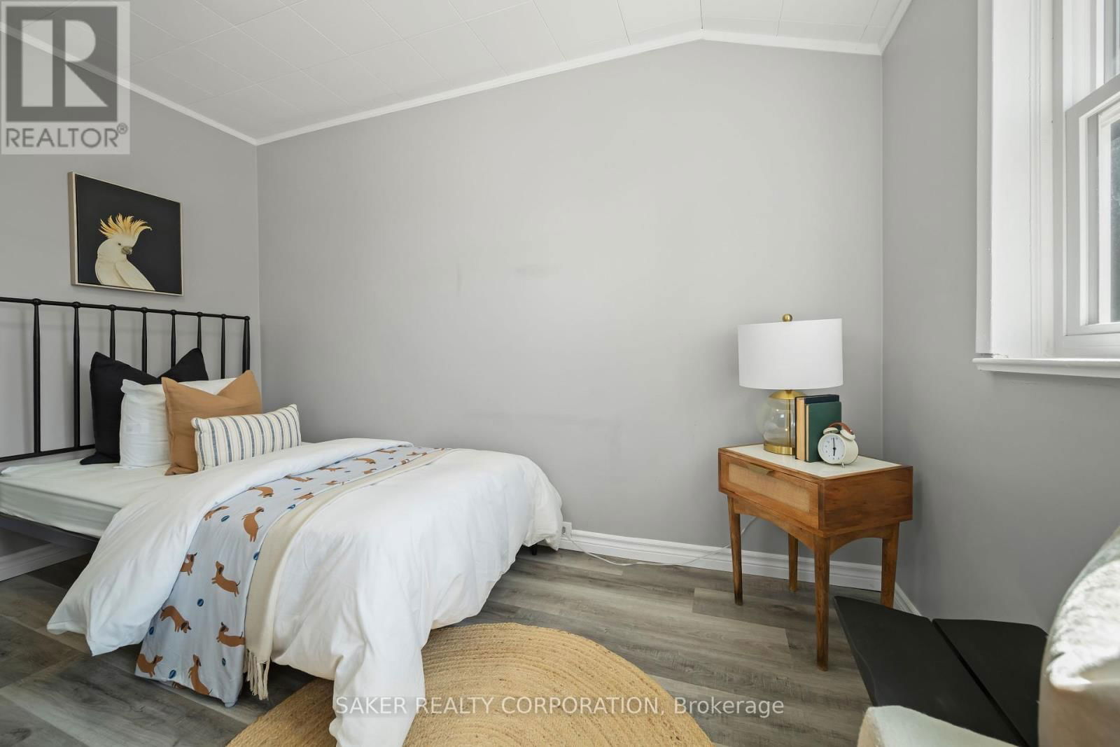 9 STATION STREET Image 19
