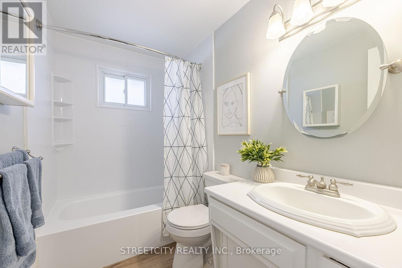 41 FENNELL CRESCENT Image 21
